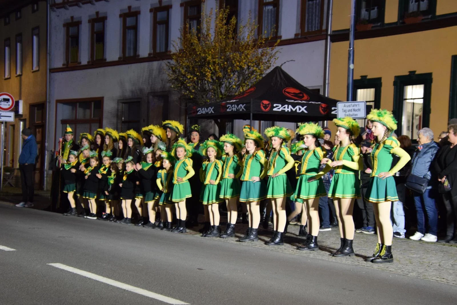 Schlüsselübergabe; Foto: P. Cyliax