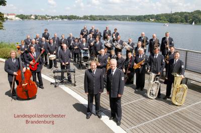 Konzert des Landespolizeiorchesters Brandenburg (Bild vergr&ouml;&szlig;ern)