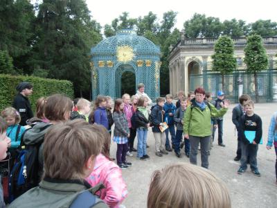 Foto zur Meldung: 4. Klassen auf Brandenburg-Tour