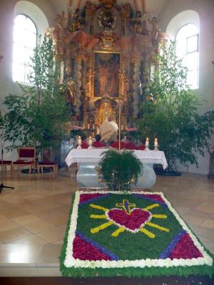 Foto zur Meldung: Fronleichnamsfest in der Pfarrei St. Georg