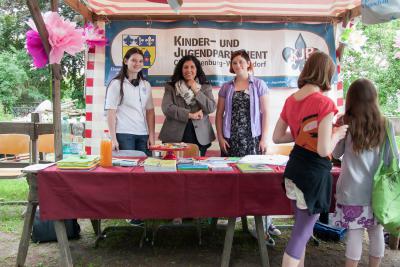 Unser KJP Stand mit der AG Umwelt auf dem Sommerfest der Gartenbauschule Wilmersdorf