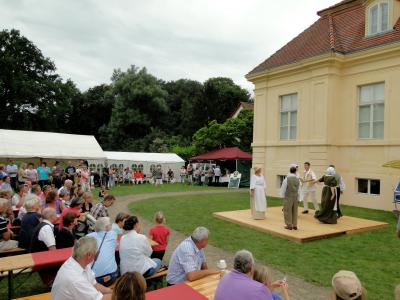 Historisches Schulfest im Gutspark Reckahn (Bild vergrößern)