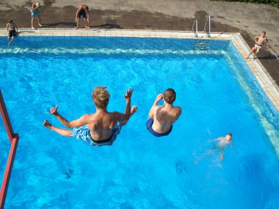 Freibad Krempe beendet die Saison am 08.09.2013 (Bild vergrößern)