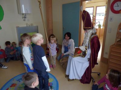 Foto zur Meldung: Der hl. Nikolaus im Kindergarten