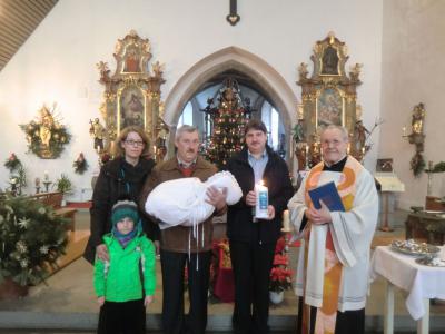 Julian Keller in Miltach getauft (Bild vergrößern)