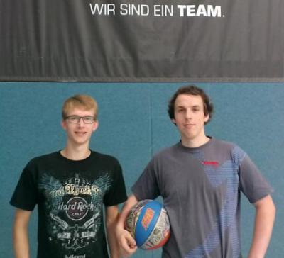 Foto zur Meldung: Pokal-Finale: Tischtennis-Cracks aus Weser Ems spielen in Hude um den Bezirkspokal