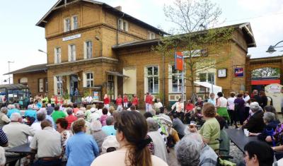 Foto zur Meldung: Frühlingsfest am Bahnhof Brück 2014 - Fotodokumentation