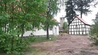 Blick auf das Grundstück ohne Anbau (Bild vergrößern)