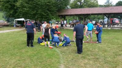 Feuerwehrwettkampf in Nazza (Bild vergr&ouml;&szlig;ern)