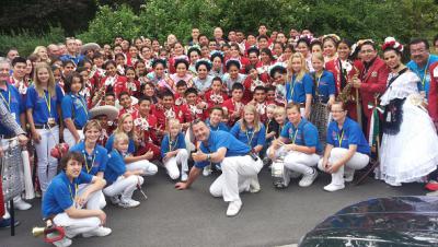 Erinnerungsfoto der Hirschfelder Spielleute an das Internationale Festival der Jugendblasorchester in Cheb/Tschechien (Bild vergrößern)