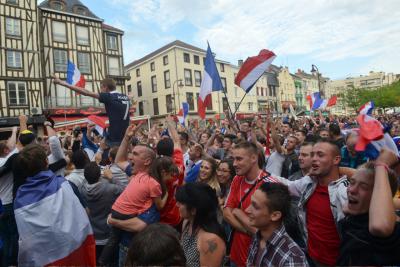 Fußballbegeisterung in Châlons-en-Champagne (Bild vergrößern)