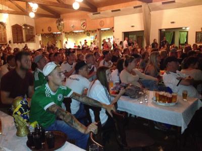 250 Besucher sehen Finalsieg der DFB-Elf im Schützenhaus Grasleben