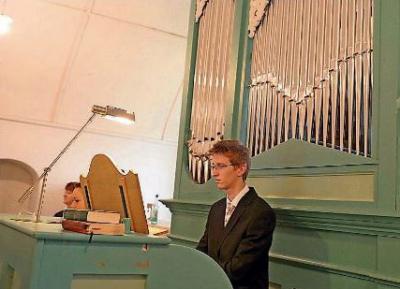 Orgelmusik mit beliebten Ohrwürmern in der Katholischen Kirche