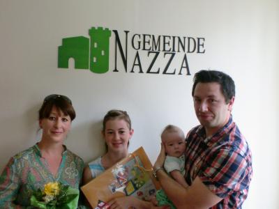 Herzlich Willkommen in Nazza (Bild vergr&ouml;&szlig;ern)