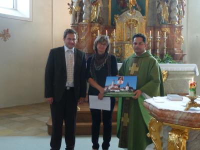 Foto zur Meldung: Pfarrer John Kodiamkunnel verlässt die Pfarrei Prackenbach/Krailing