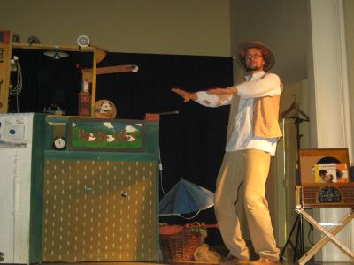 Unser Puppentheater „Pettersson und Findus – Die Geburtstagsmaschine“ (Bild vergr&ouml;&szlig;ern)