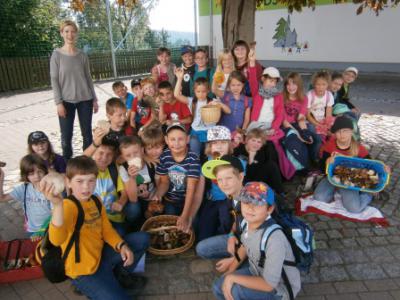 Erfolgreiche Pilzsammler an der Grundschule Nordhalben