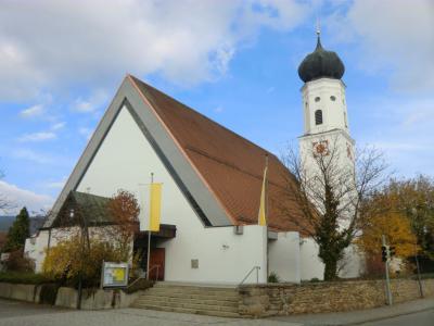 Pfarrkirche stahlt in neuem Glanz (Bild vergrößern)