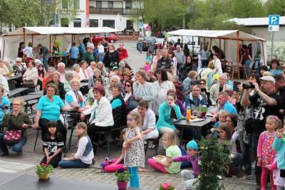Foto zur Meldung: 2. Frühlingsfest am Bahnhof Brück - ein voller Erfolg