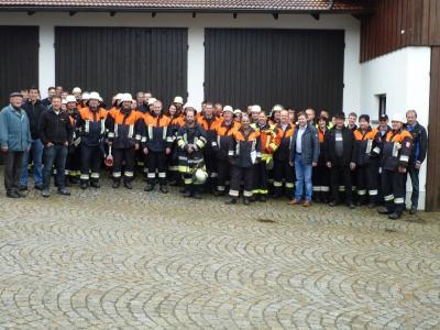 Foto zur Meldung: Traditionelle Gemeinschaftsübung der vier Feuerwehren der Gemeinde am 1. Mai 15