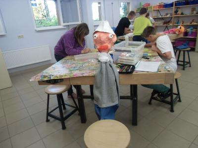 Foto zur Meldung: Vom Fischer und seiner Frau – Stabpuppenspiel der Elbtalgrundschule auf der Buga in Havelberg