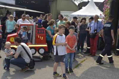 Foto zur Meldung: 125 Jahre Freiwillige Feuerwehr Schnakenbek  - ein großes Fest für alle