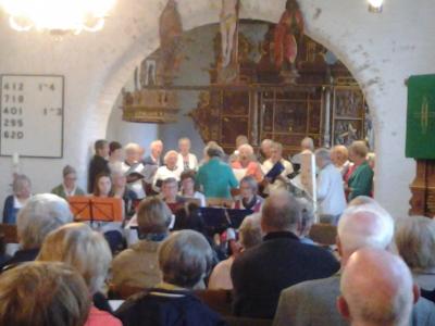 Konzert des Landfrauenchores und des Flötenkreises (Bild vergrößern)