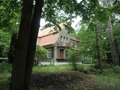 Bebautes Grundstück „Villa Putzler“ in Neupetershain zu veräußern