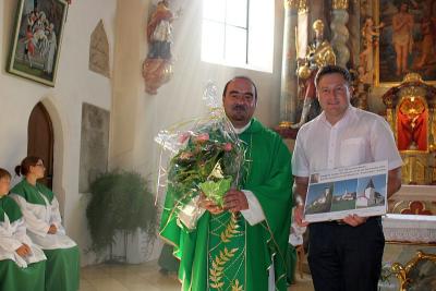 Foto zur Meldung: Pfarrer Josef Drexler kann heuer sein 15-jähriges Priesterjubiläum begehen