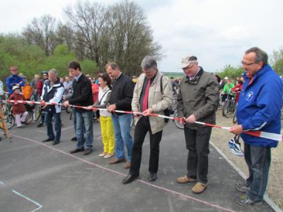 Vor 5 Jahren:  Eröffnung des Rad- und Skaterweges Falkenberg - Kemlitz (Bild vergrößern)