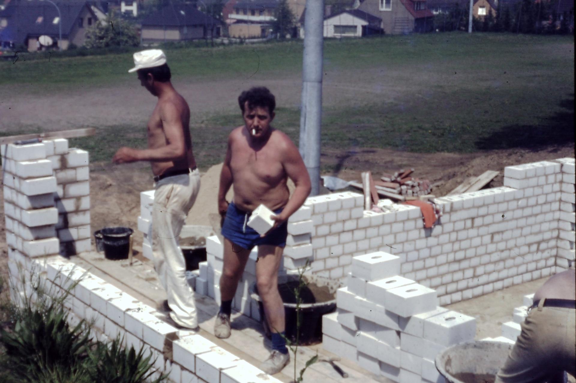 Bau des Vereinsheim 1978_01