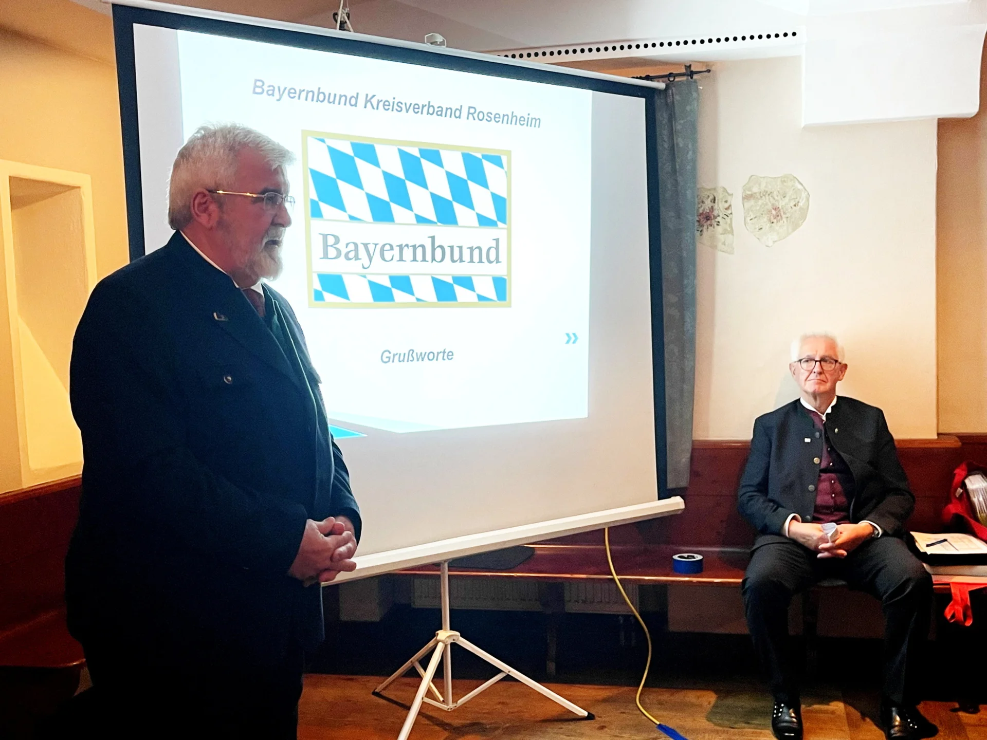 Landesvorsitzender Wast Friesinger MdL, stellvertr. KV-Vorsitzender Manfred Karl v.l.
