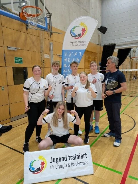 Die Landessieger der Quer- Bunt belegten beim Bundesfinale im Badminton Platz 14
