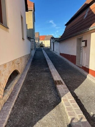 Zurzeit laufen die Bauarbeiten in der Grünen Straße. Sie ist Teil des letzten Teils der Sanierung des Freimarktes