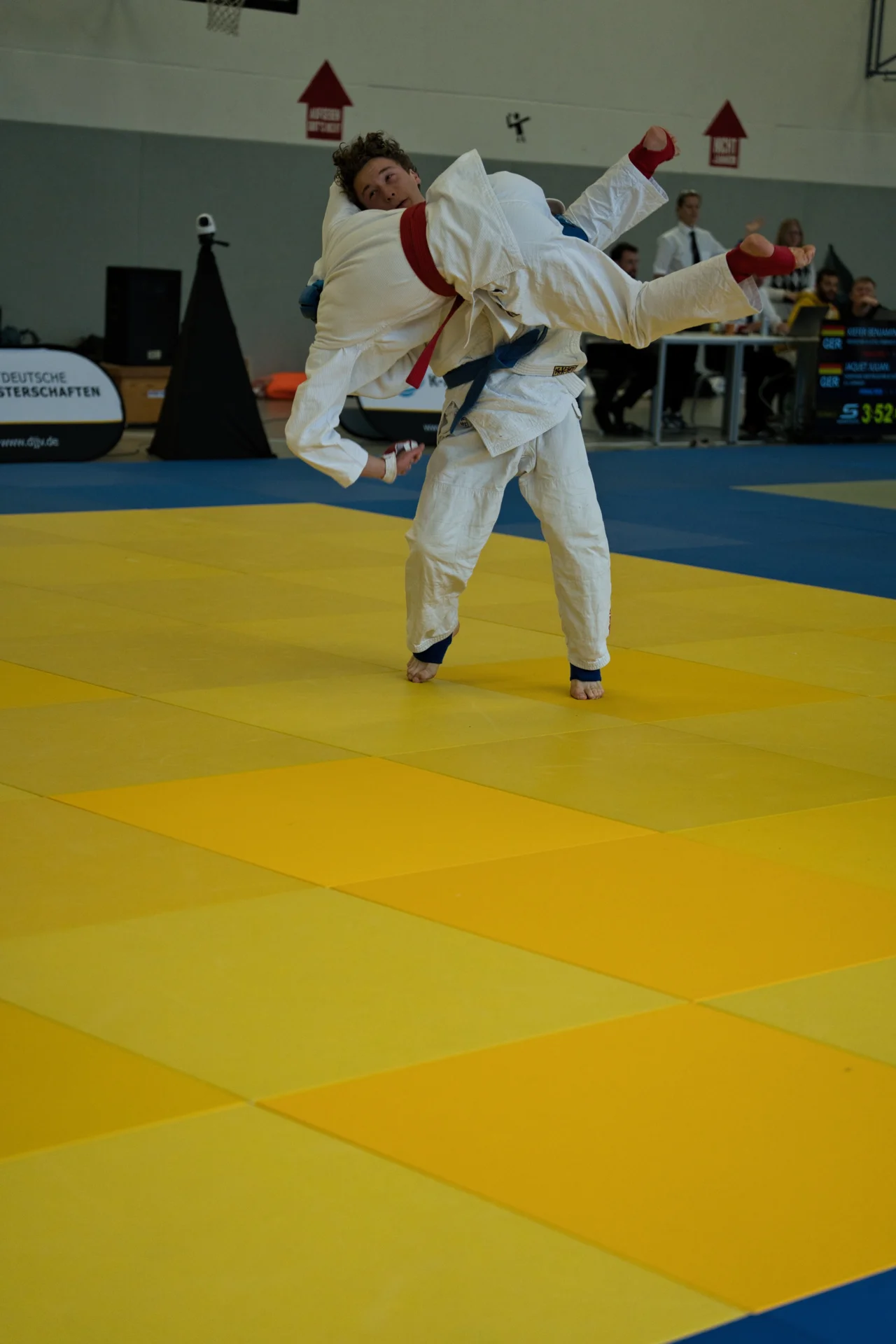 Julius JJ Fighting
