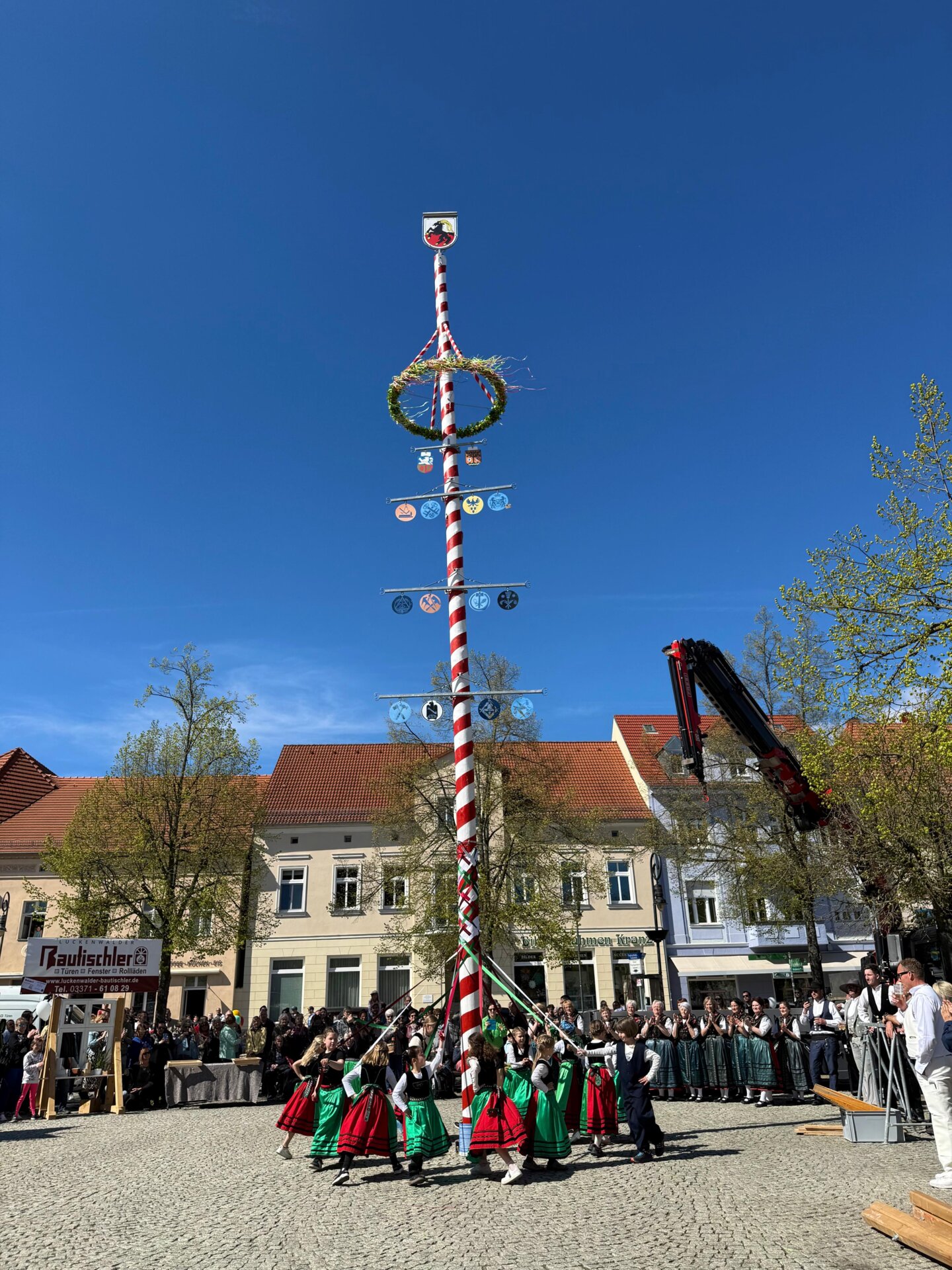 04_01_Maibaumstellen (5)