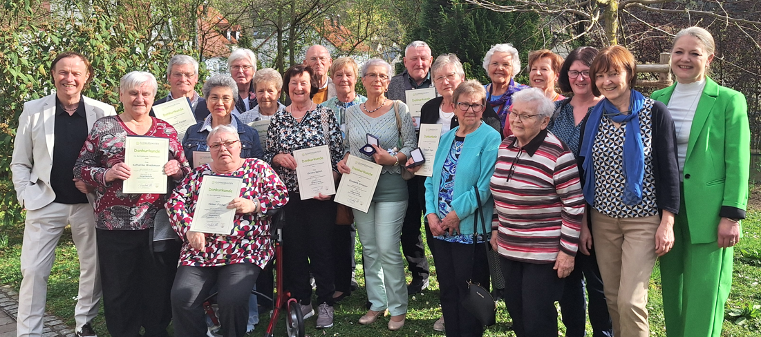Gruppe der ehrenamtlichen Helfer im Seniorenheim "St. Albert"