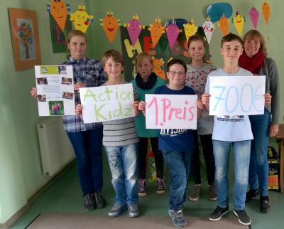 Mühlberger Reli-Kids gewinnen den 1. Preis beim Kindernothilfe – Wettbewerb 2015 (Bild vergr&ouml;&szlig;ern)