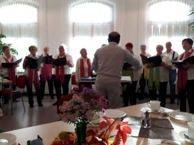Foto zur Meldung: 20 Jahre Verein Frauen-, Jugend-und Seniorenarbeit e. V. Foto zur Meldung: 20 Jahre Verein Frauen-, Jugend-und Seniorenarbeit e. V.