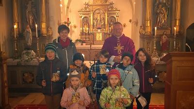 Foto zur Meldung: 1. Adventsonntag in der Pfarrei Prackenbach-Krailing