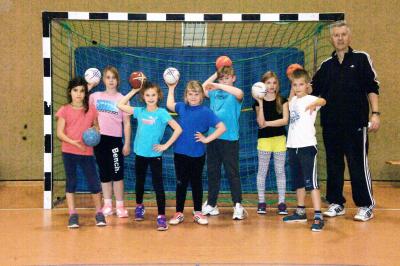 Handball AG (Bild vergr&ouml;&szlig;ern)