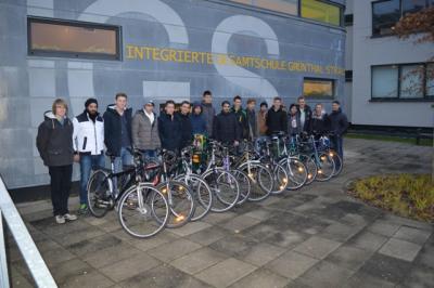 Foto zur Meldung: Fahrradübergabe des Projekts "Fahrräder für Flüchtlinge"