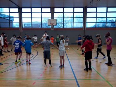 Foto zur Meldung: Blindenfußball macht Schule