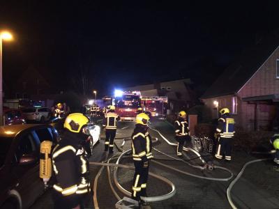 Foto: Feuer in einem Mehrfamilienhaus in Lauenburg Foto zur Meldung: Feuer Mittel Y - Küchenbrand