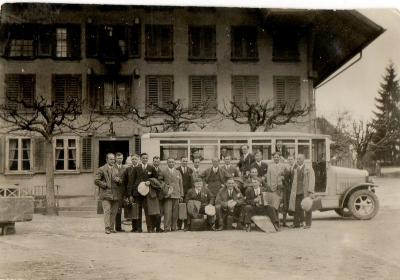 Ein Klassiker / Die SpVgg fährt Ostern 1931 in die Schweiz zum Spiel gg. FC Thun!! (Bild vergrößern)