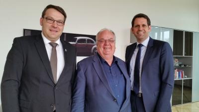 Gemeindedirektor Gero Janze, Landtagsabgeordneter Uwe Strümpel und Verkehrsminister Olaf Lies