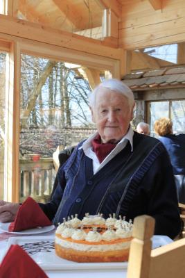 Foto zur Meldung: Prackenbach´s ältester Gemeindebürger feierte sein 97. Wiegenfest