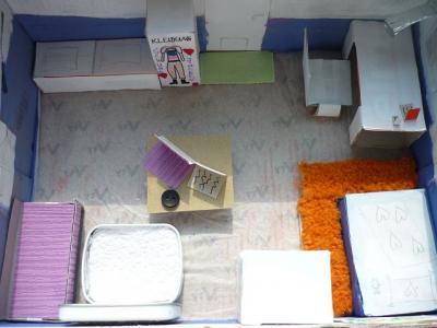 Foto zur Meldung: Klassen 5a und 5b: Kinderzimmer im Schuhkarton