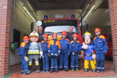 Foto zur Meldung: Projekt "Feuerwehr" an der Grundschule Seester