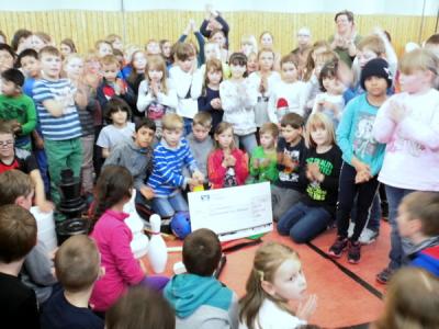 Übergabe der Spende der Berliner Volksbank an den Schulförderverein 2016